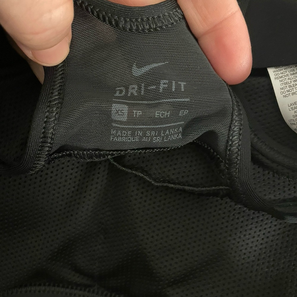 Nike Classic Compression Racerback Medium Support Sports Bra Size XS Gym Active - Picture 6 of 6